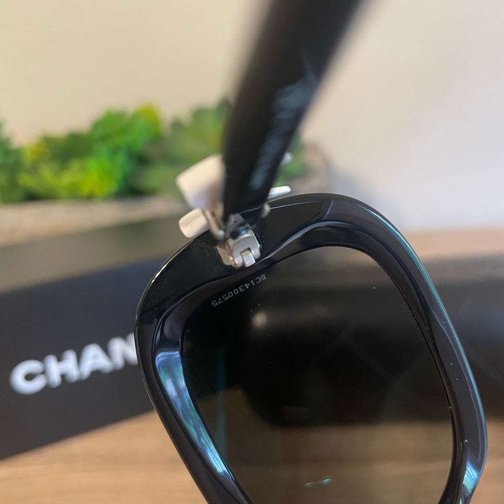 Authentic Chanel coco Ribbon sunglasses full set - Picture 6 of 12